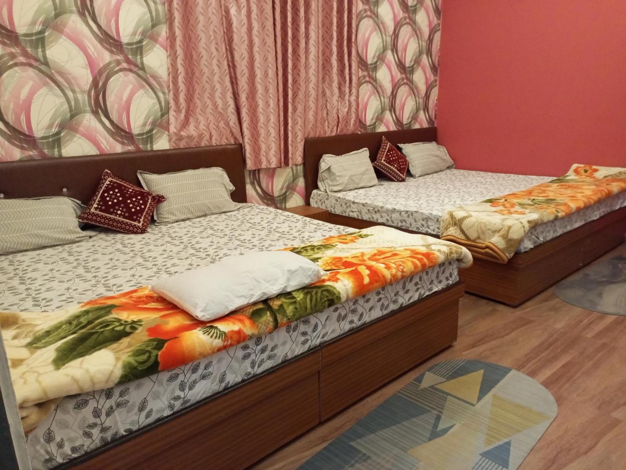 乌贾因Aashirwad Residency住宿加早餐旅馆 外观 照片